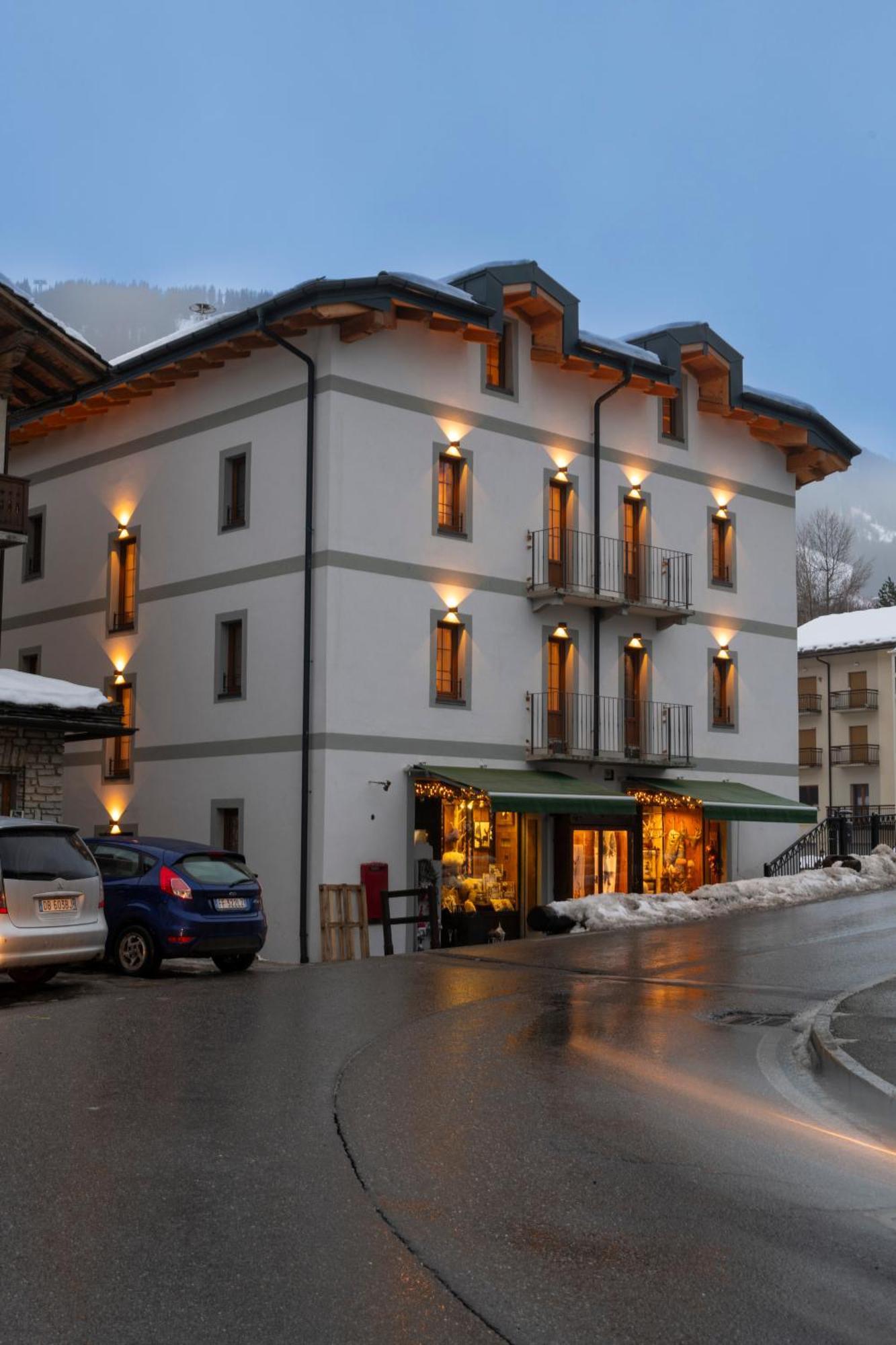 Hotel La Racine La Thuile Exteriér fotografie